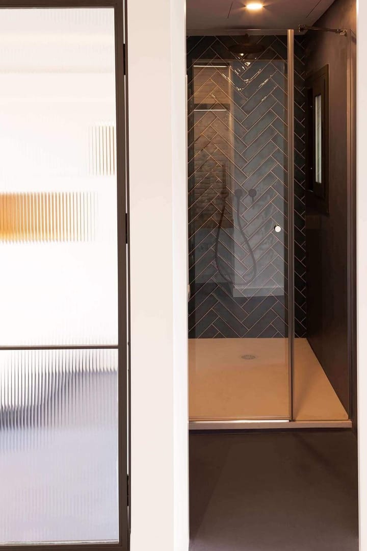 Póster de Minipisos asombrosos