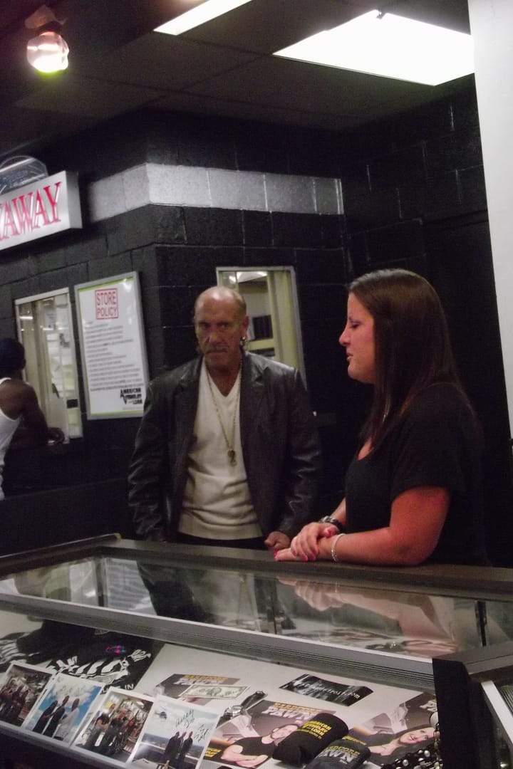 Carátula de Empeños a lo bestia