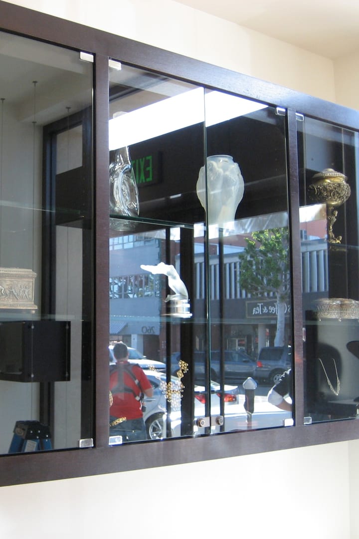 Carátula de Empeños en Beverly Hills