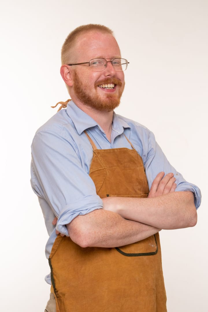 Maestros de la cerámica Estatuas desnudas y jarras griegas AMC SELEKT