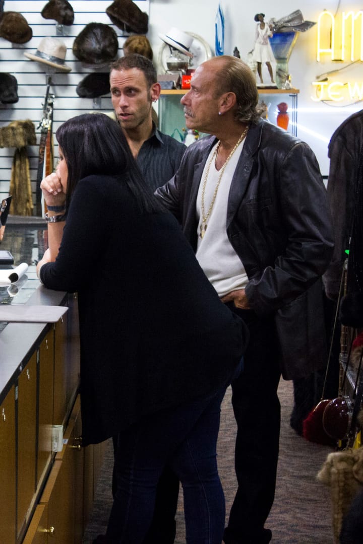 Carátula de Empeños a lo bestia